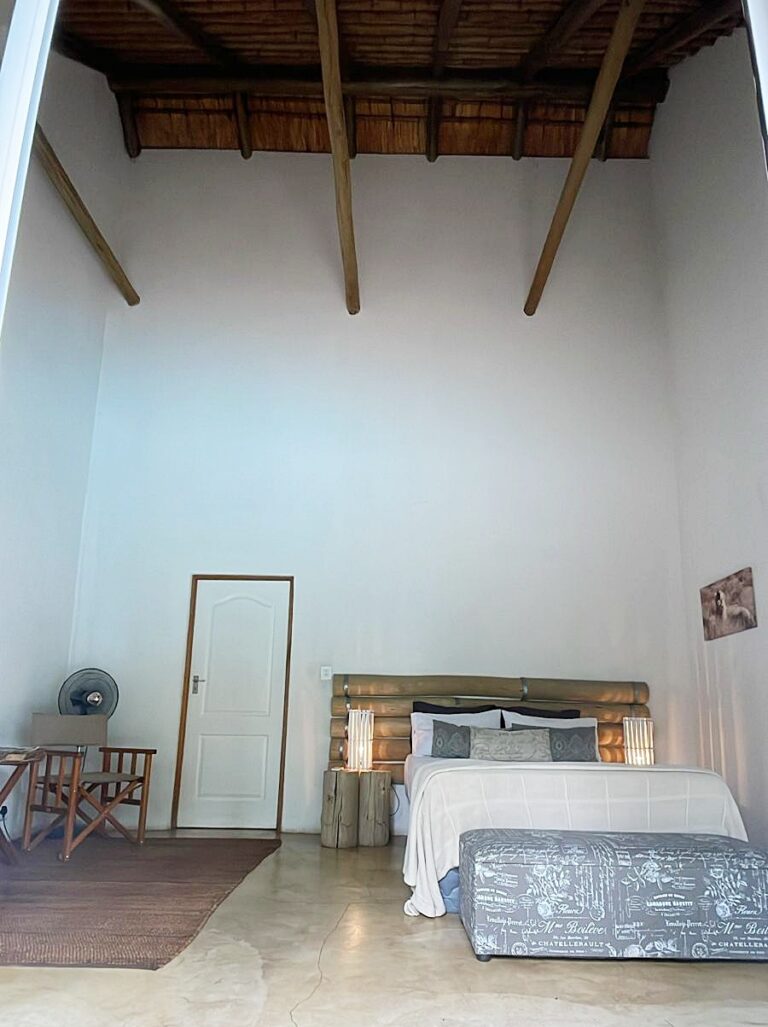 #leeusvilla